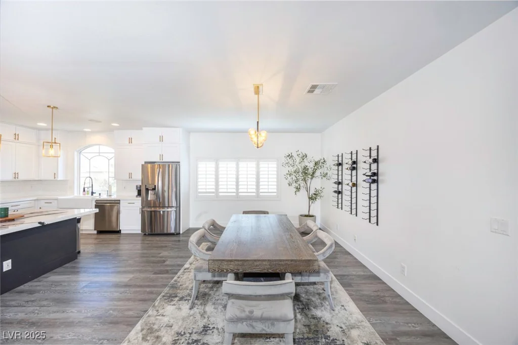 10658 Salmon Leap, Las Vegas, NV 89183