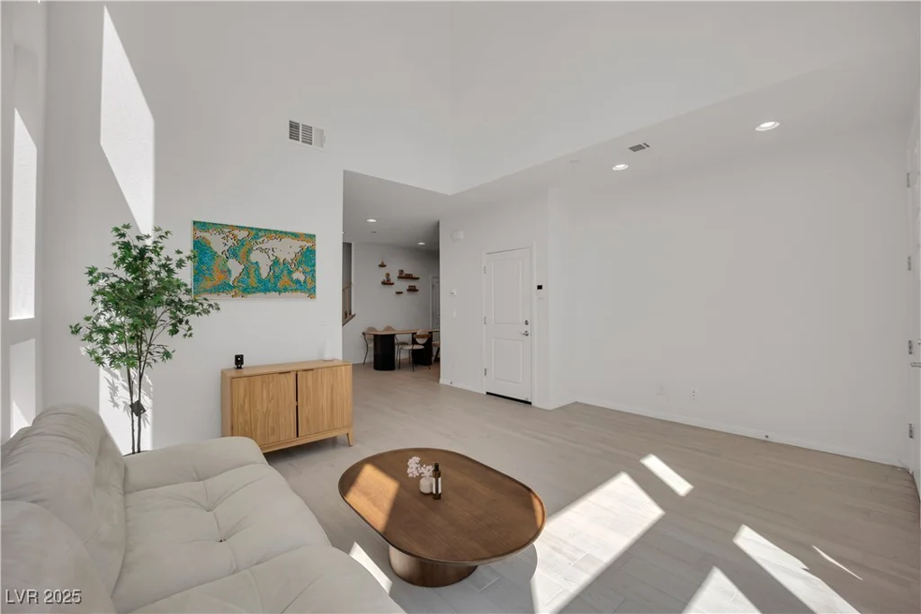 655 Solar Citrine, Las Vegas, NV 89138