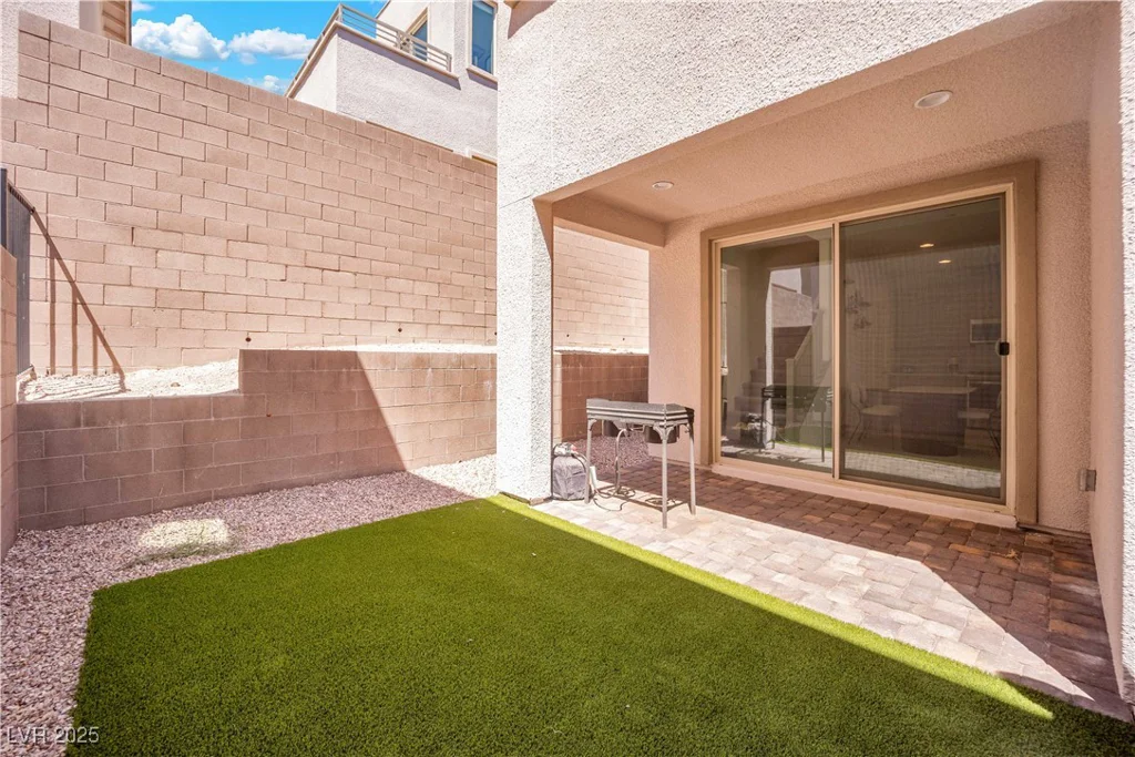 655 Solar Citrine, Las Vegas, NV 89138