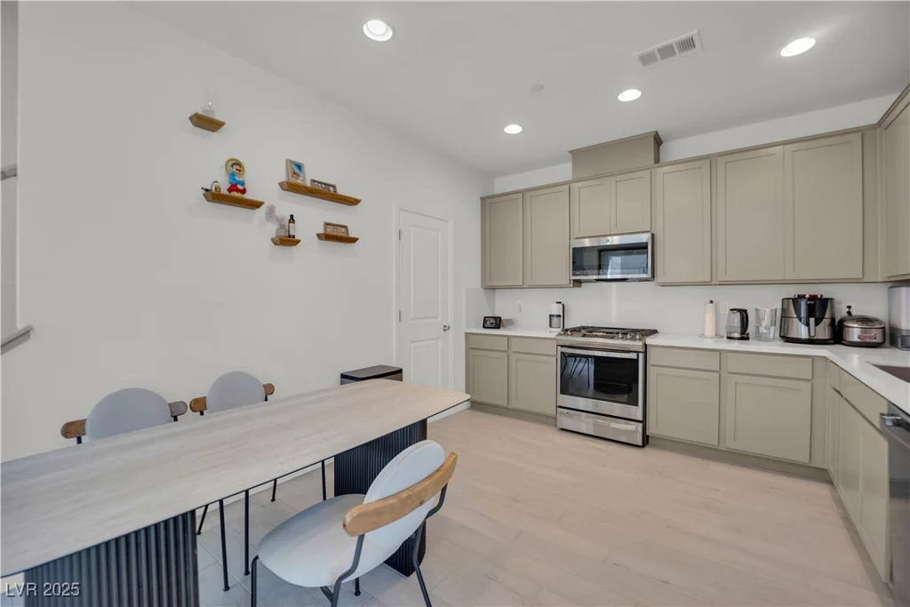 655 Solar Citrine, Las Vegas, NV 89138