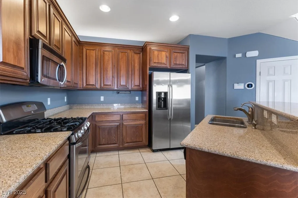 8555 Burning Bridge, Las Vegas, NV 89131