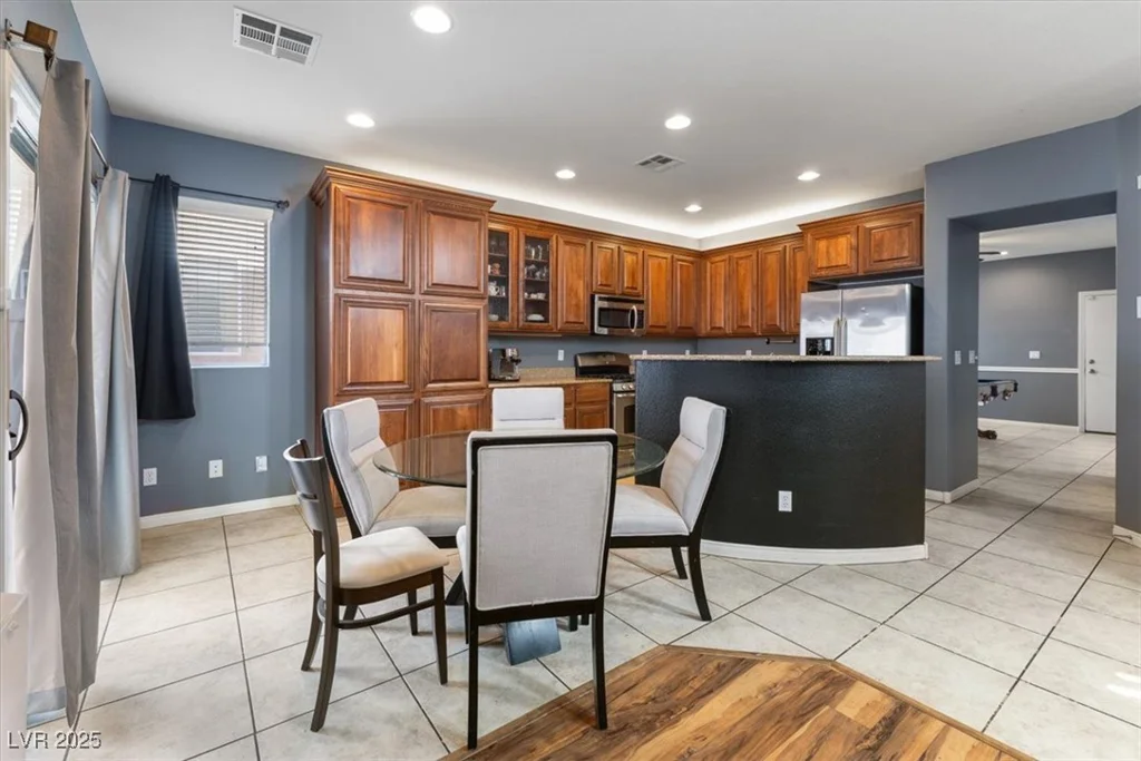 8555 Burning Bridge, Las Vegas, NV 89131