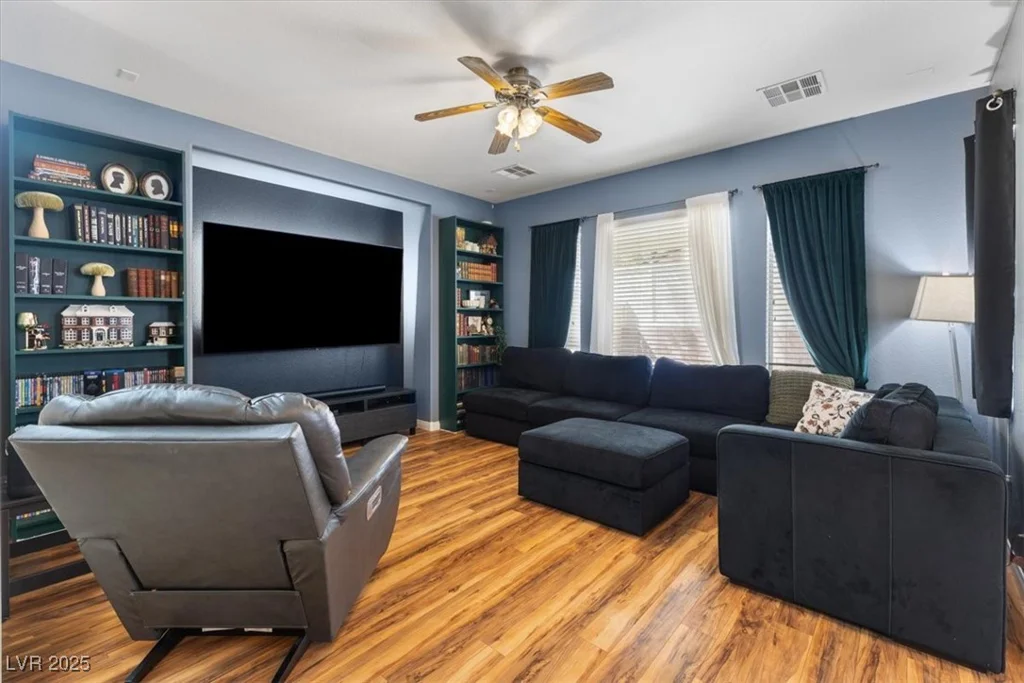 8555 Burning Bridge, Las Vegas, NV 89131