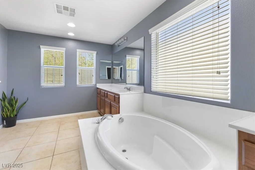 8555 Burning Bridge, Las Vegas, NV 89131