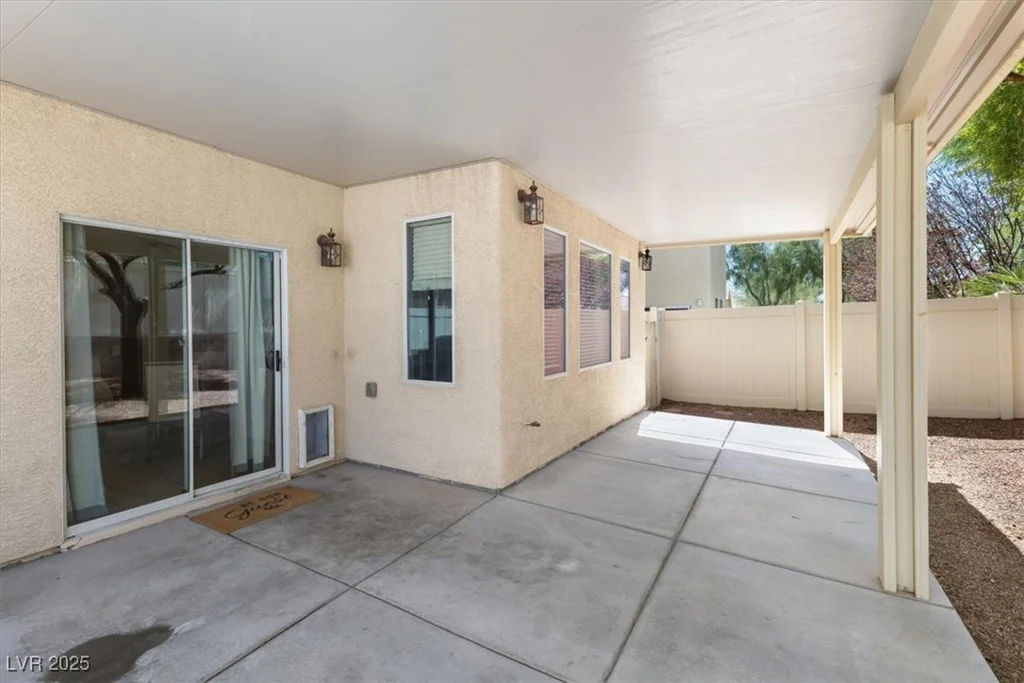 8555 Burning Bridge, Las Vegas, NV 89131