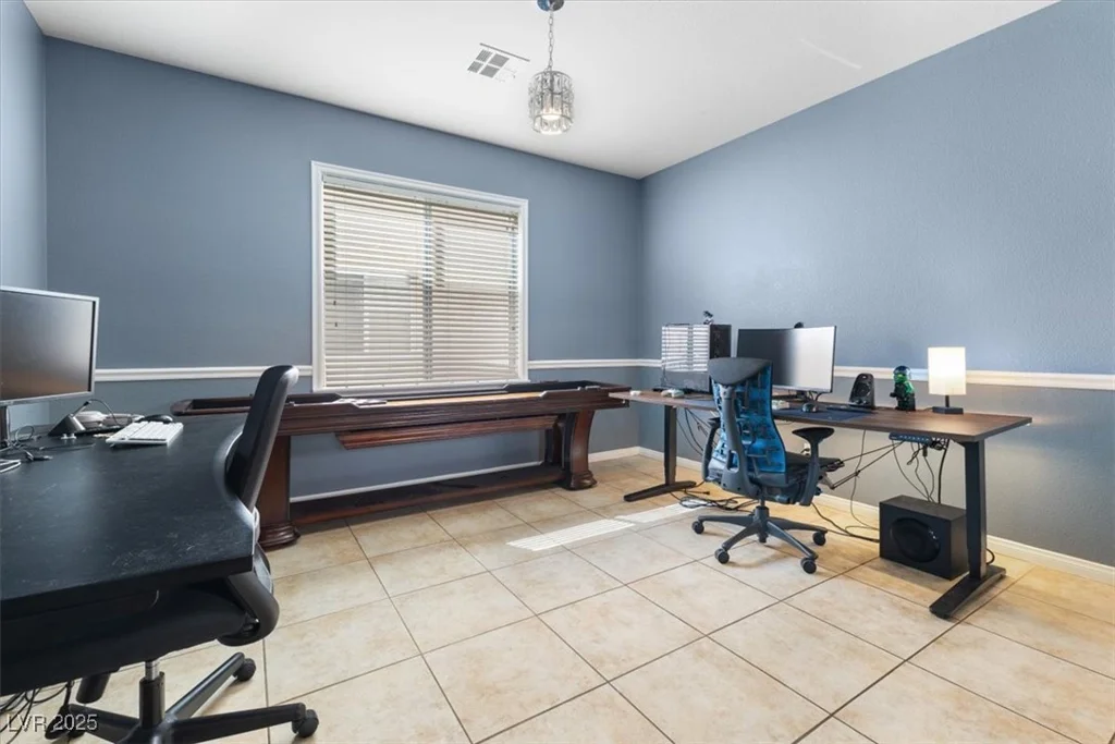 8555 Burning Bridge, Las Vegas, NV 89131