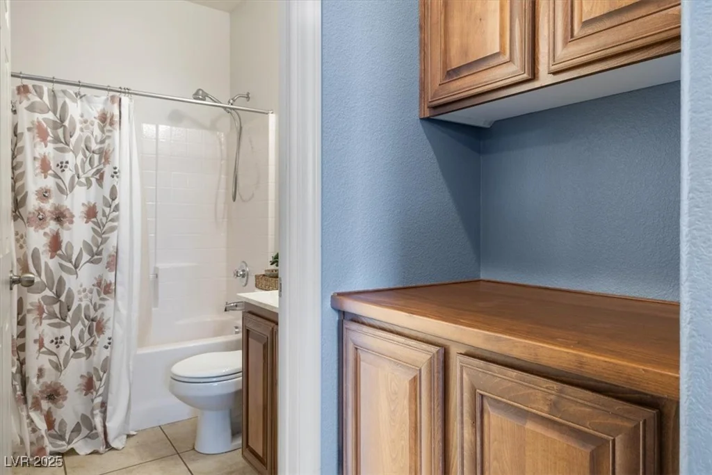 8555 Burning Bridge, Las Vegas, NV 89131