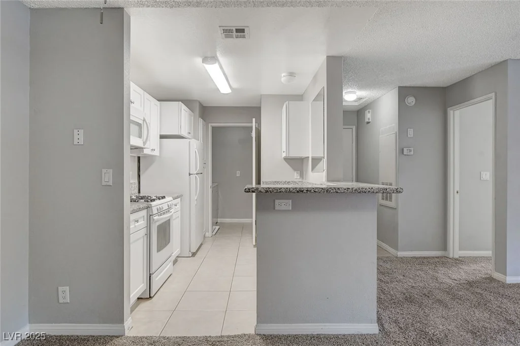 2200 Fort Apache, Las Vegas, NV 89117