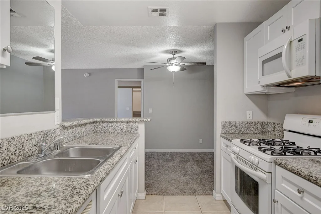2200 Fort Apache, Las Vegas, NV 89117