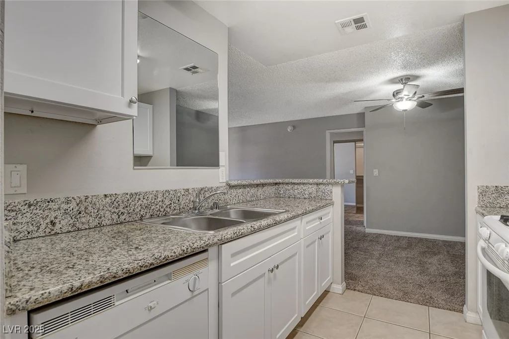 2200 Fort Apache, Las Vegas, NV 89117