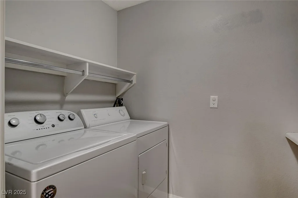 2200 Fort Apache, Las Vegas, NV 89117