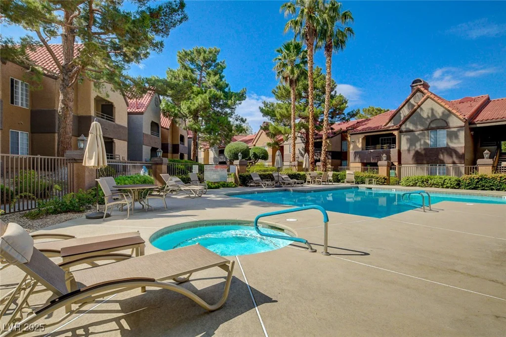 2200 Fort Apache, Las Vegas, NV 89117