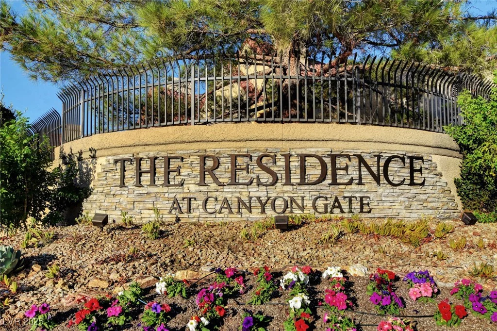 2200 Fort Apache, Las Vegas, NV 89117