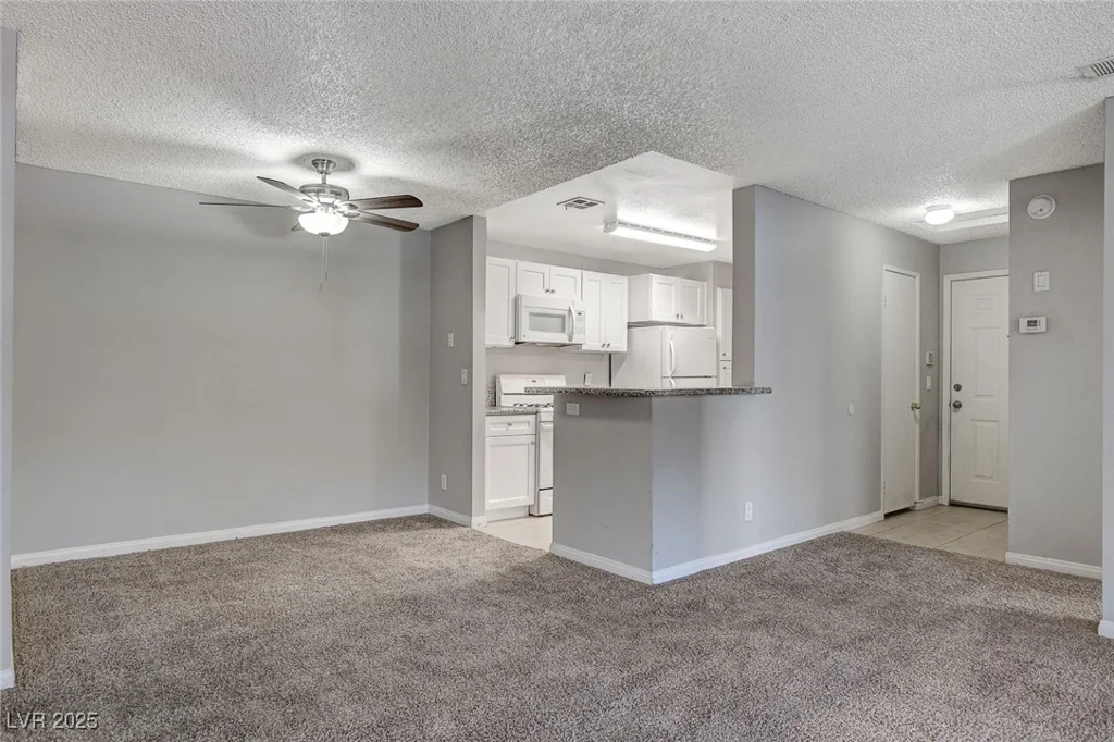 2200 Fort Apache, Las Vegas, NV 89117