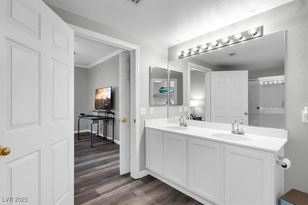 2152 QUARRY RIDGE, Las Vegas, NV 89117