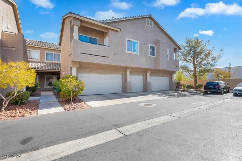 2152 QUARRY RIDGE, Las Vegas, NV 89117