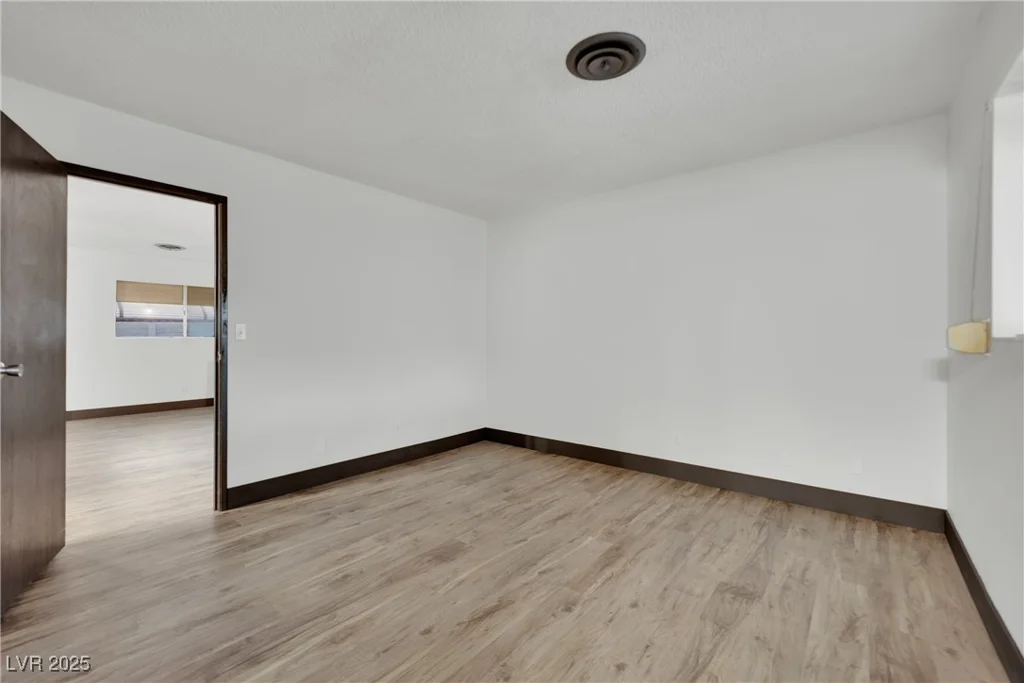 4151 Calimesa, Las Vegas, NV 89115