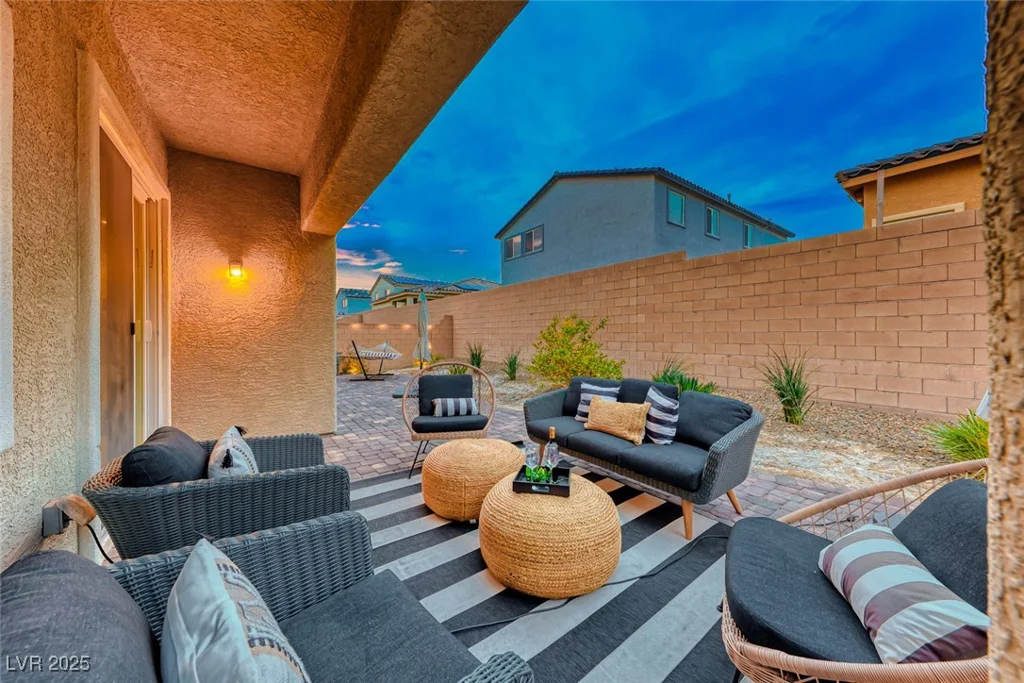 200 Denette, North Las Vegas, NV 89031