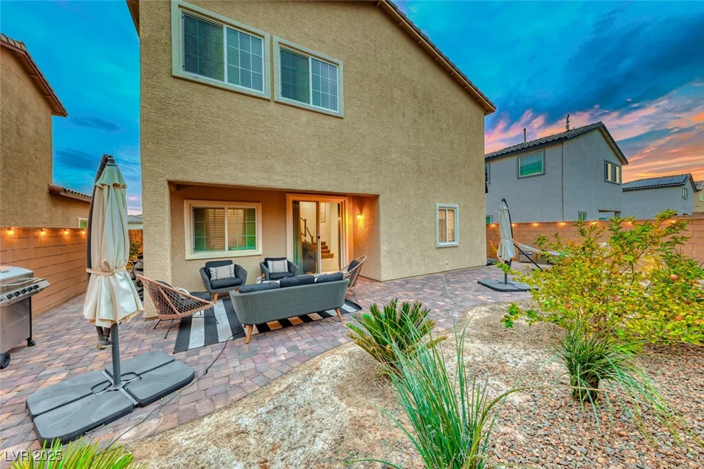 200 Denette, North Las Vegas, NV 89031
