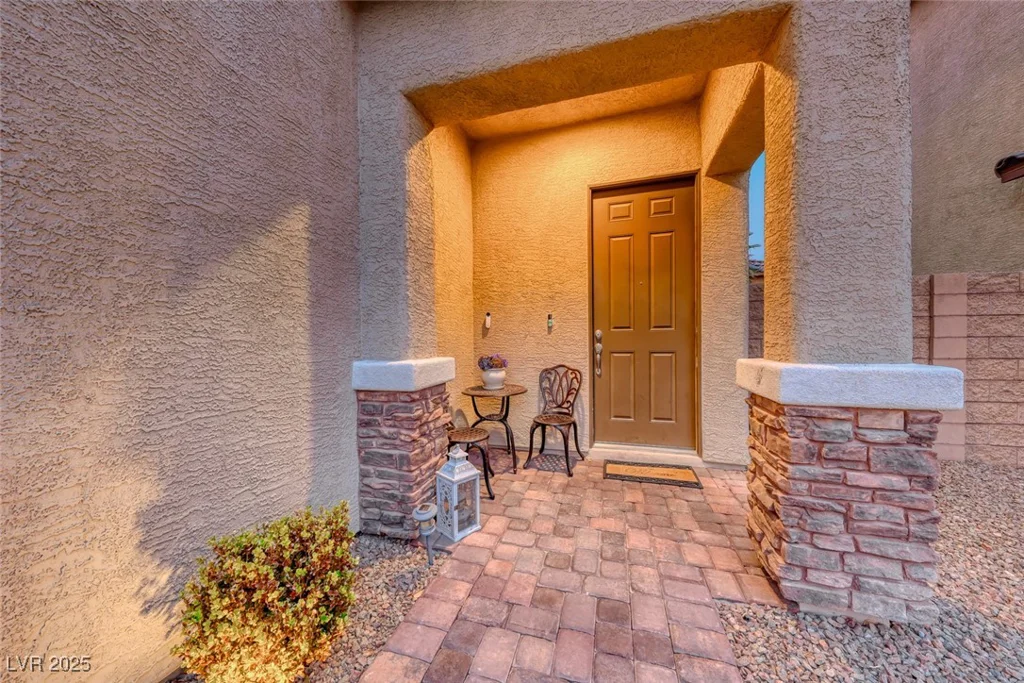 200 Denette, North Las Vegas, NV 89031