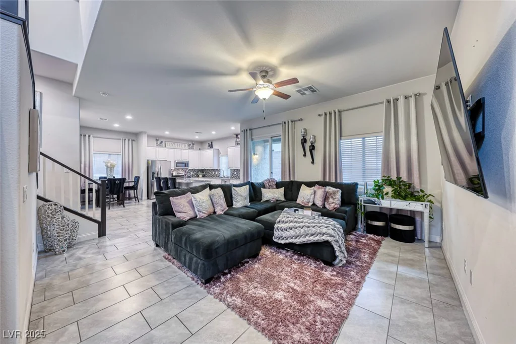 200 Denette, North Las Vegas, NV 89031