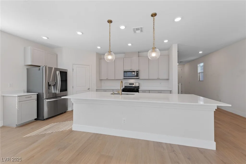 9062 Lucky Crest, Las Vegas, NV 89113