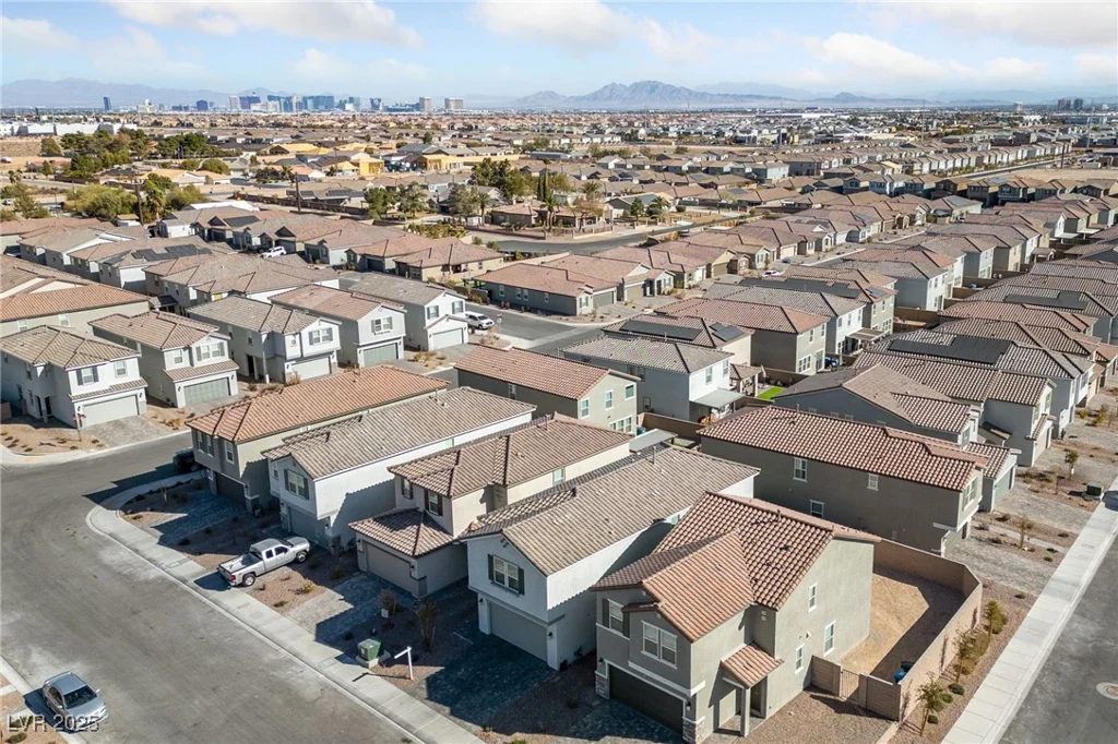 9062 Lucky Crest, Las Vegas, NV 89113