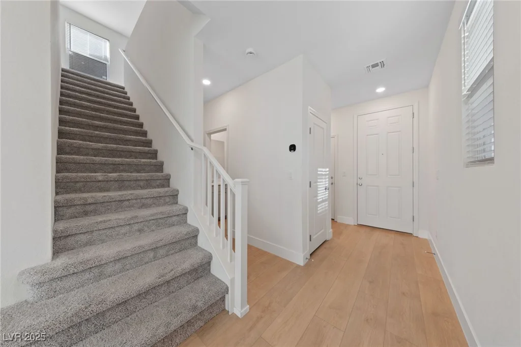 9062 Lucky Crest, Las Vegas, NV 89113