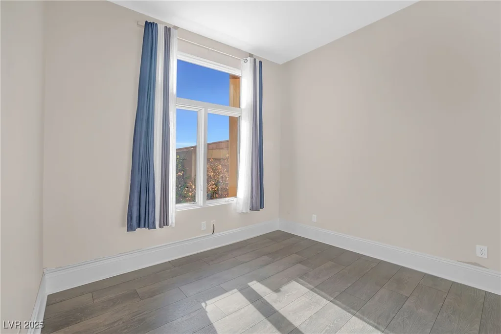 24 Cerchio Alto, Henderson, NV 89011