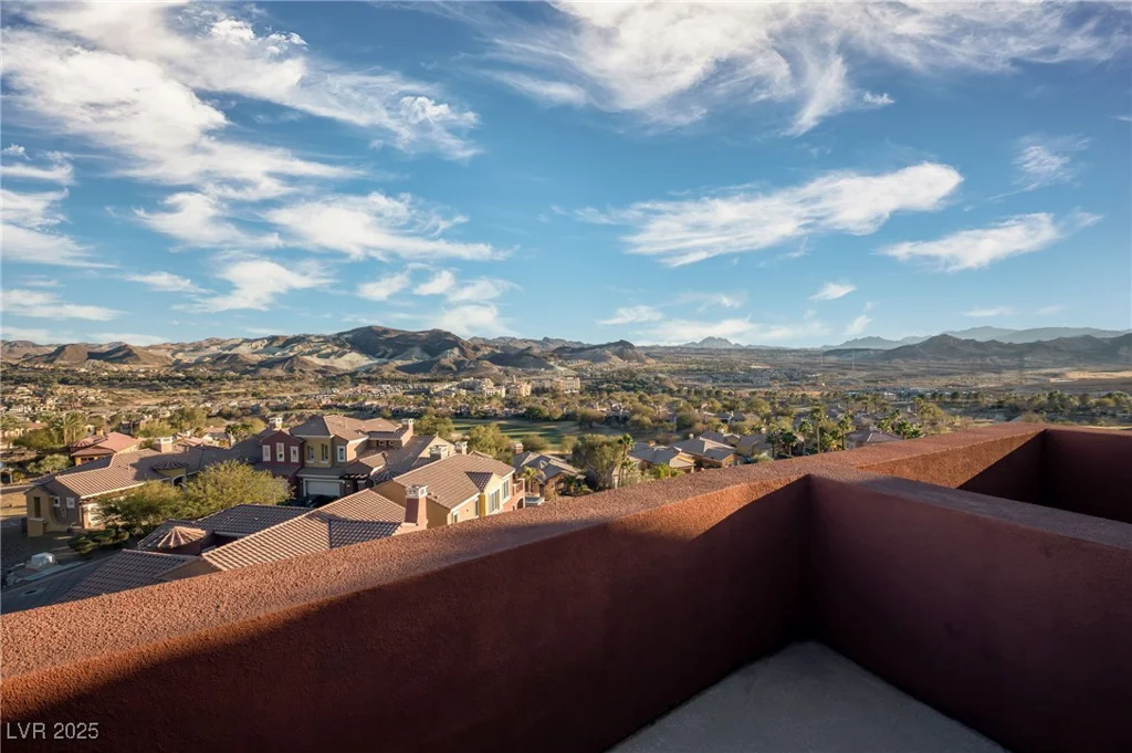 24 Cerchio Alto, Henderson, NV 89011