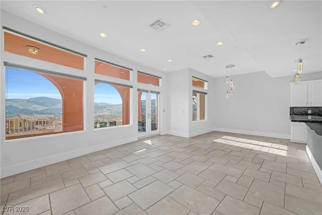 24 Cerchio Alto, Henderson, NV 89011