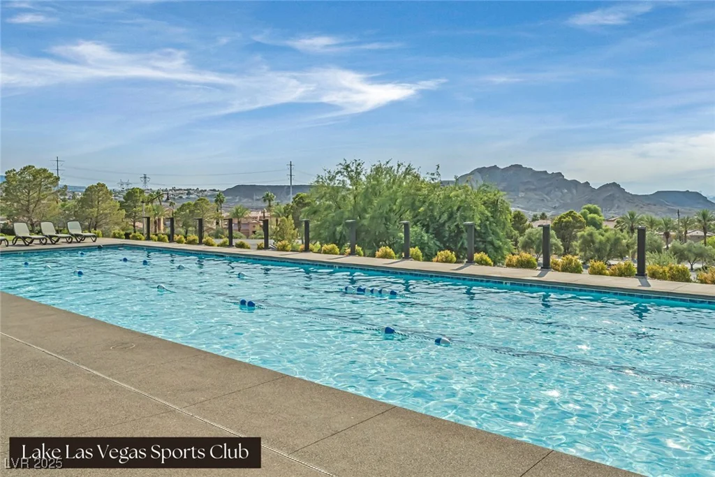 24 Cerchio Alto, Henderson, NV 89011