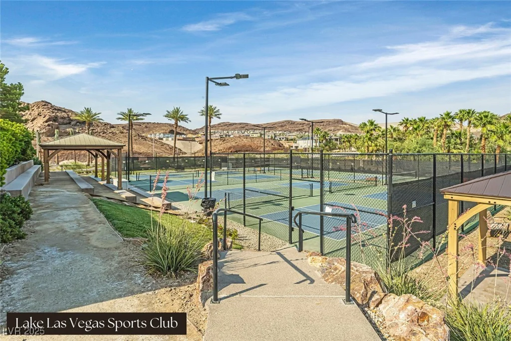 24 Cerchio Alto, Henderson, NV 89011