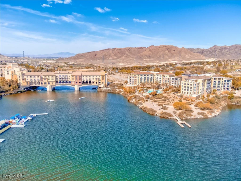 24 Cerchio Alto, Henderson, NV 89011