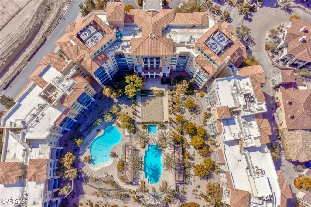 24 Cerchio Alto, Henderson, NV 89011