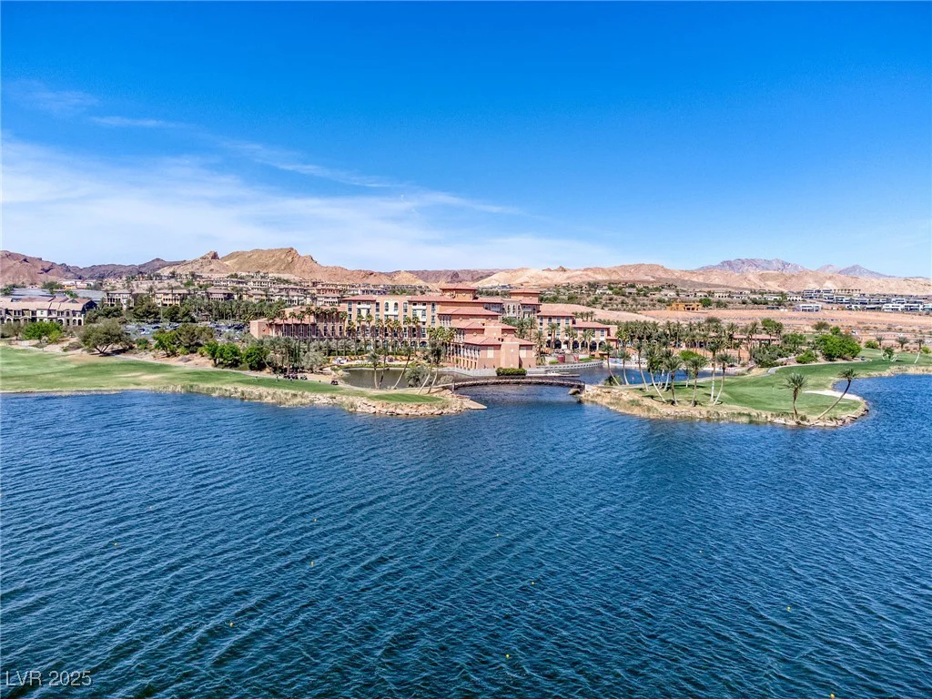 24 Cerchio Alto, Henderson, NV 89011