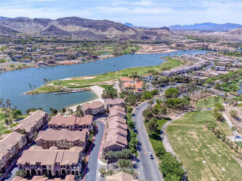 24 Cerchio Alto, Henderson, NV 89011