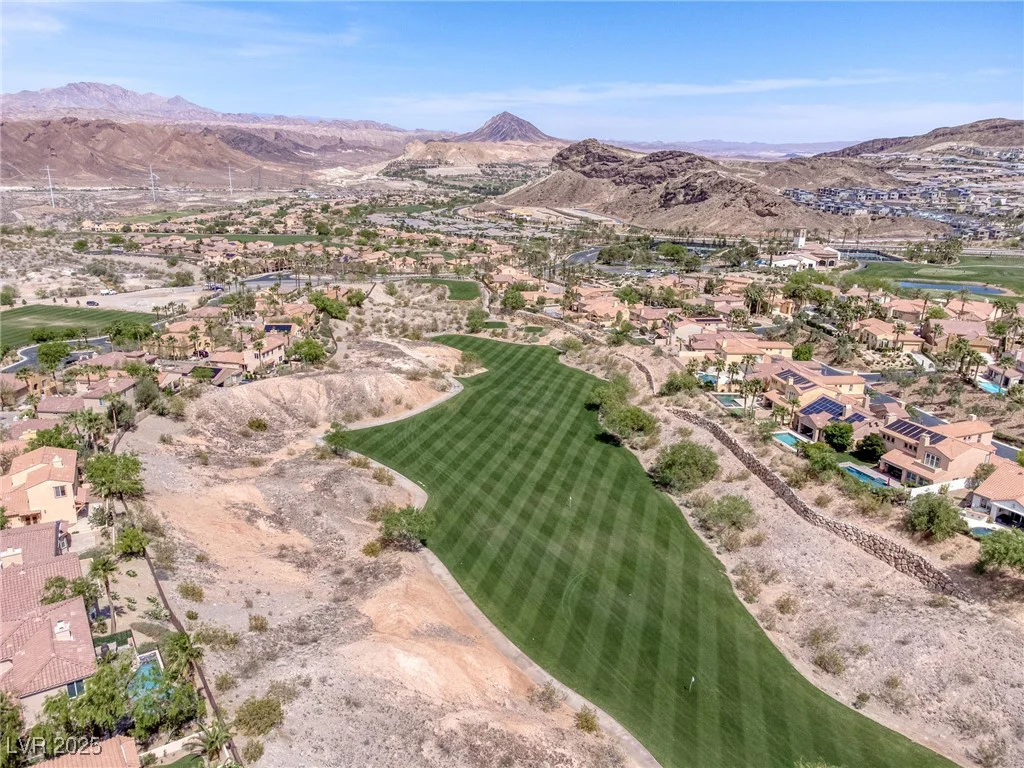 24 Cerchio Alto, Henderson, NV 89011