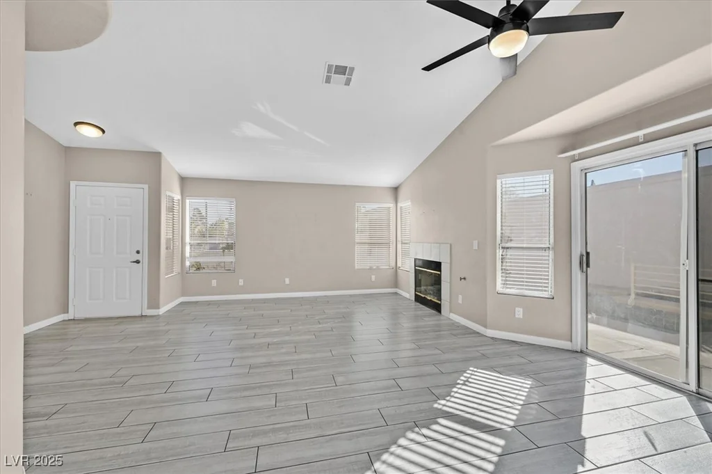 8201 Lake Isle, Las Vegas, NV 89145
