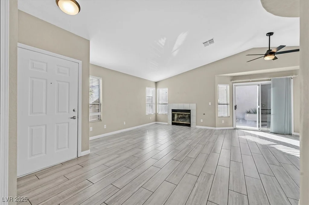 8201 Lake Isle, Las Vegas, NV 89145