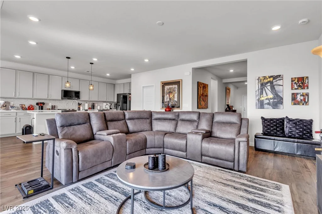 4267 Highvale, Pahrump, NV 89061