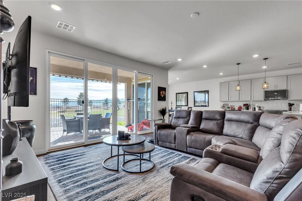 4267 Highvale, Pahrump, NV 89061