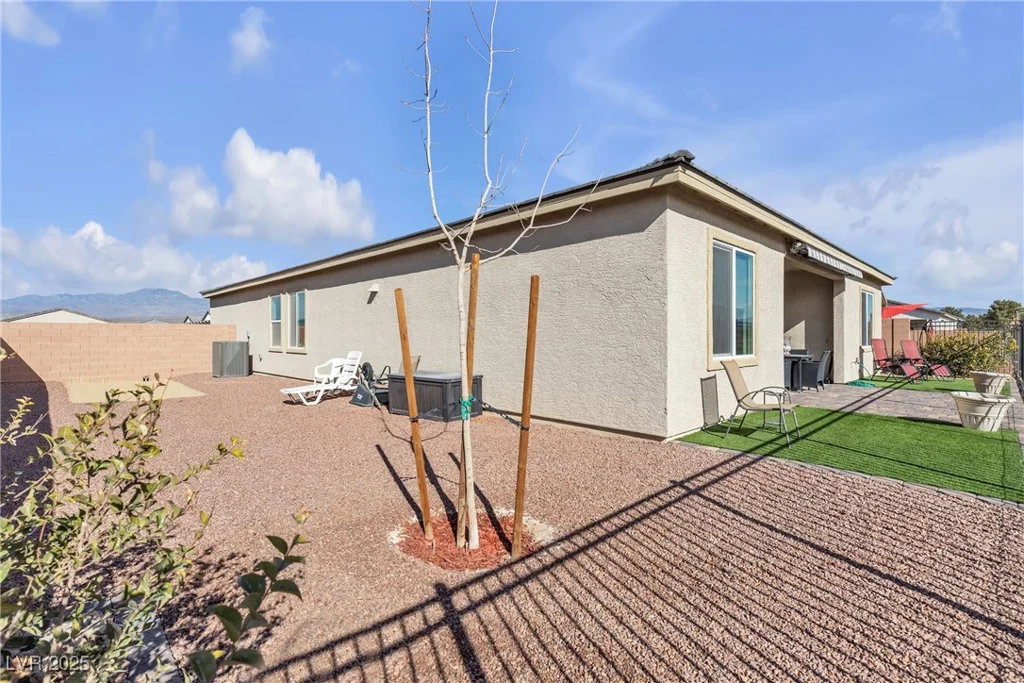 4267 Highvale, Pahrump, NV 89061