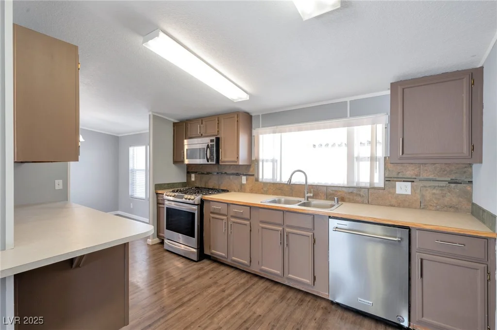 4682 Madera, Las Vegas, NV 89121