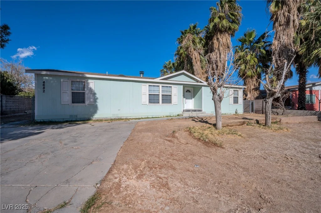 4682 Madera, Las Vegas, NV 89121