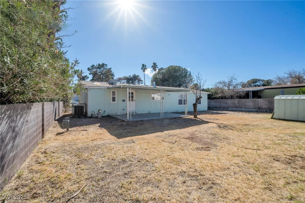 4682 Madera, Las Vegas, NV 89121