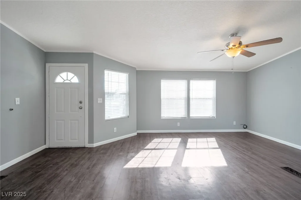4682 Madera, Las Vegas, NV 89121