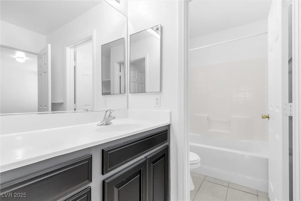 4050 Sparrow Rock, Las Vegas, NV 89129