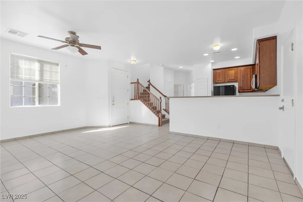 4050 Sparrow Rock, Las Vegas, NV 89129