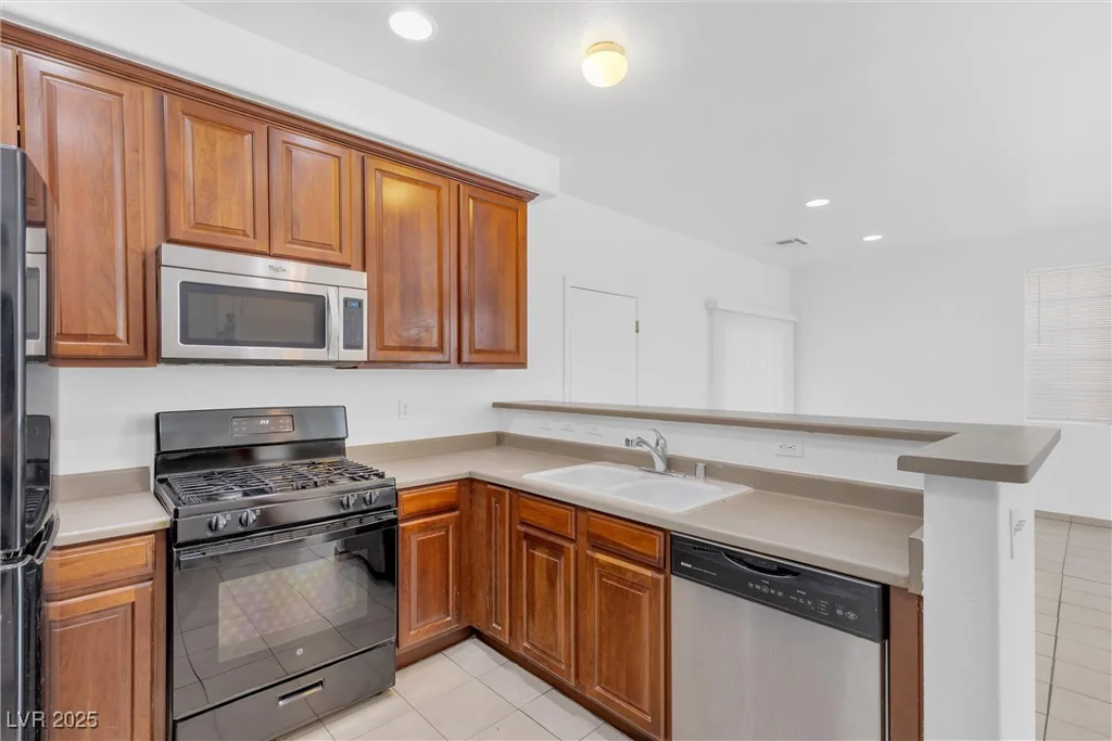 4050 Sparrow Rock, Las Vegas, NV 89129